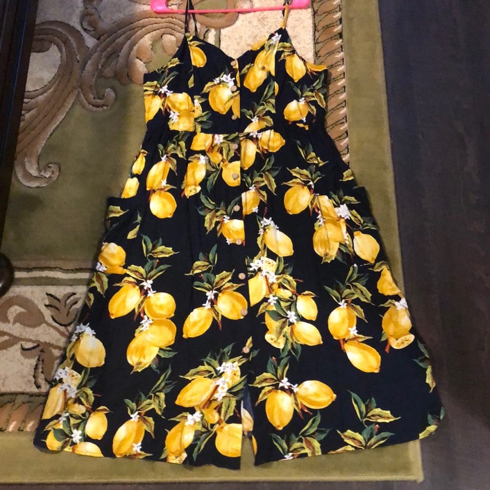 Lemon adjustable spaghetti strap button front dress with pockets! Xl navy blue